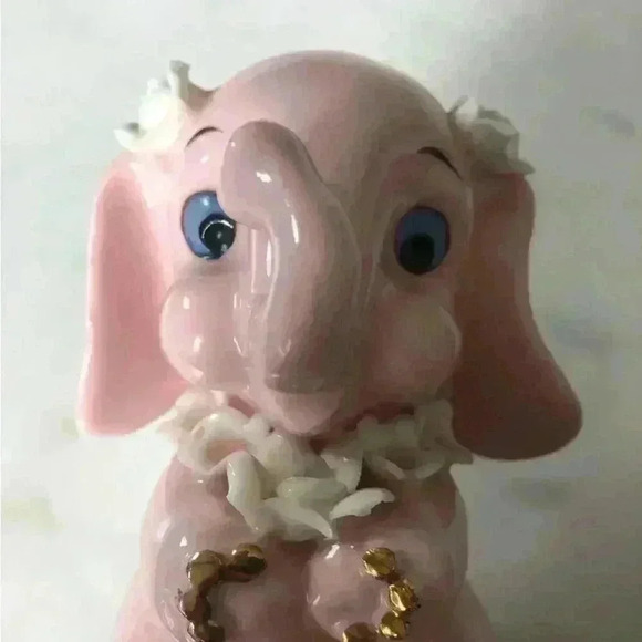 Vintage made  in Japan kitsch ceramic pink elephant coin bank - Picture 9 of 10